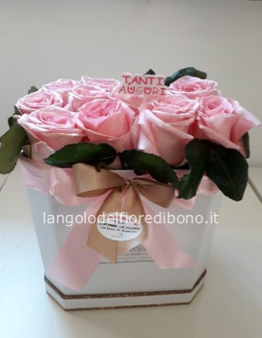 "FLOWER BOX" Con rose fresche