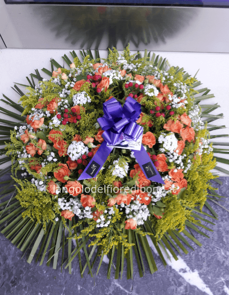 Corona funebre diametro cm 60 fiori misti